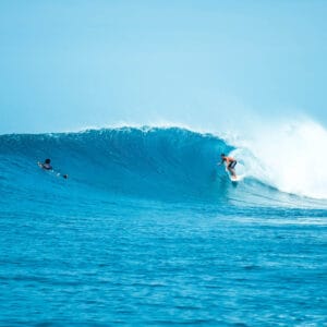 sultans surf spot thulusdhoo island maldives surf guide surfing 3