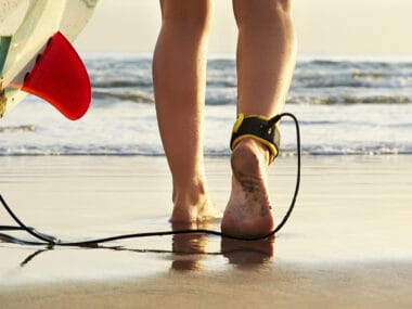 surfboard leash guide best surf leash surfing guide learn to surf